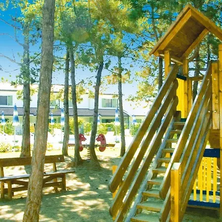 Appartamento Terraced House Near Sandy *